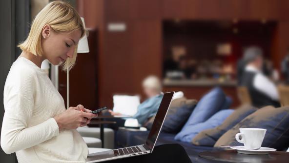 una persona trabajando