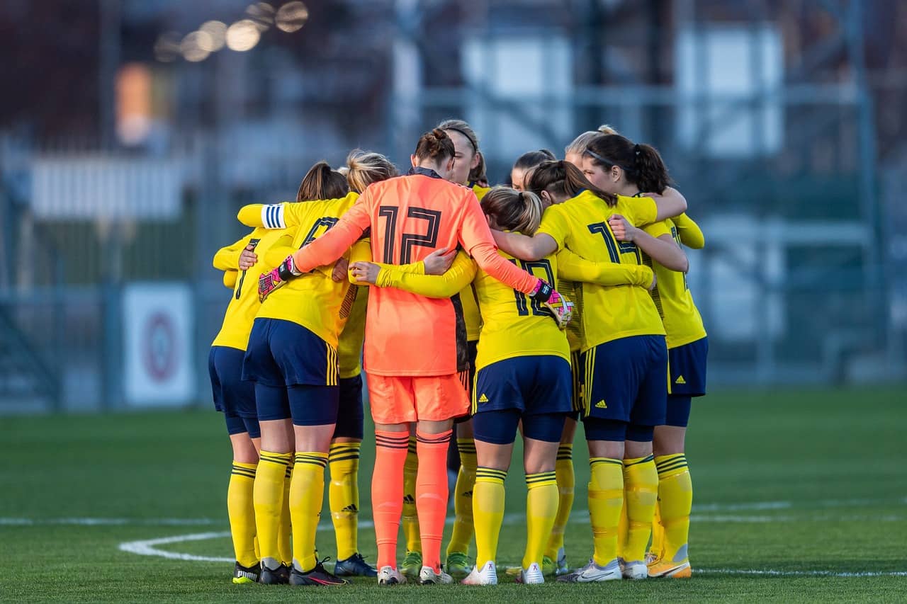 un equipo de fútbol femenino
