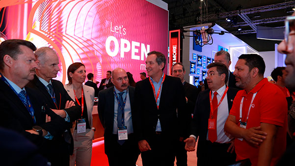 Carlos Becker: Un paseo por el MWC de la Inteligencia Artificial