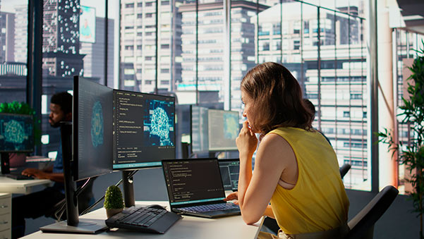 imagen de La IA como el empleado “fantasma” que te ahorra 1.000 horas al año