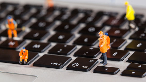 Mantenimiento informático para pymes: qué servicios básicos debes exigir para olvidarte de los problemas técnicos