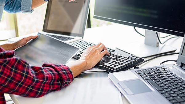 imagen de Soporte IT externo vs. departamento propio: qué sale más rentable para una pyme