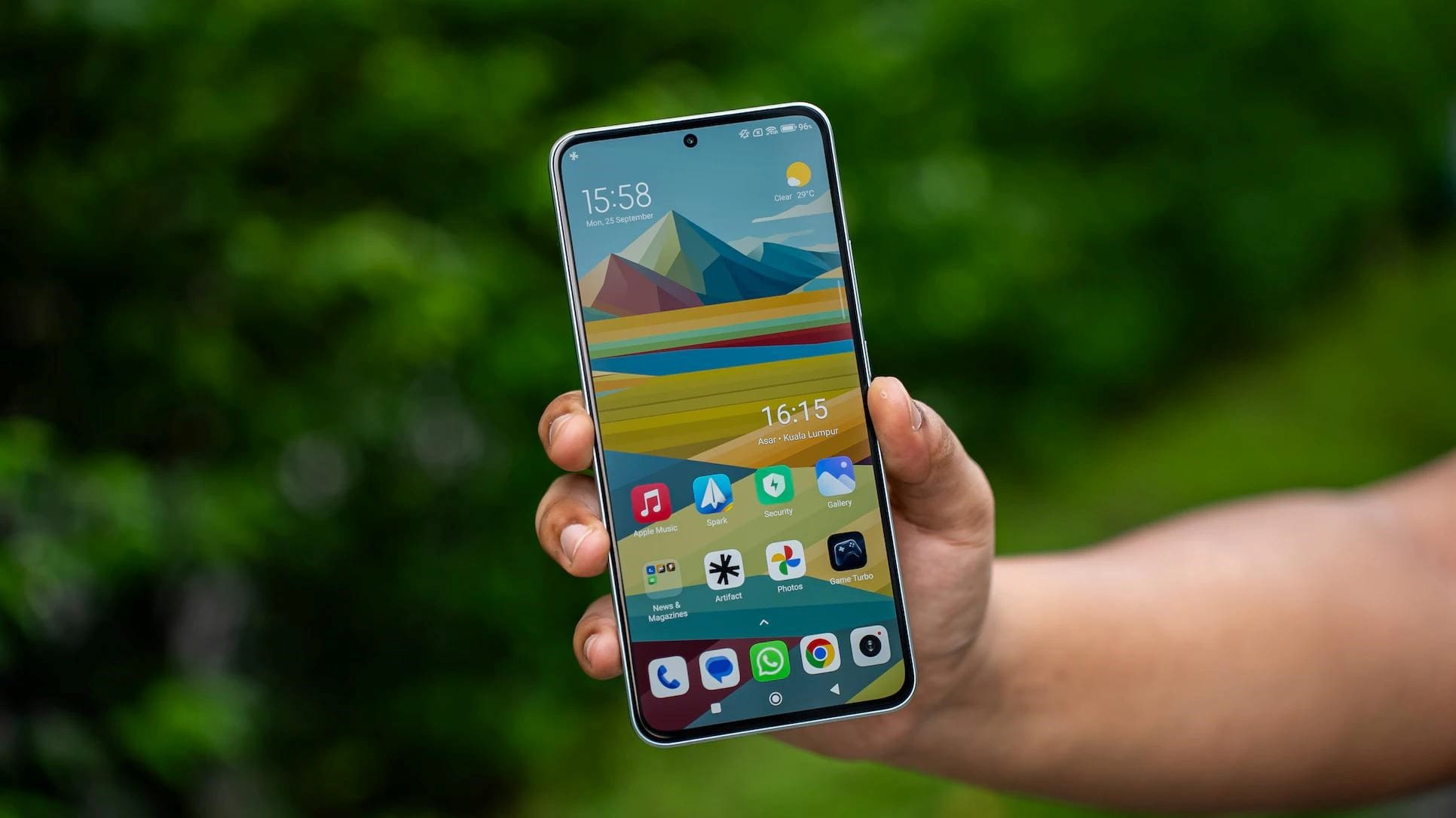 Persona usando un smartphone